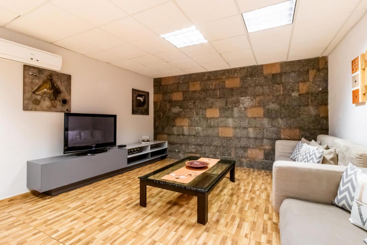 Holiday home Buganto Amplia Casa Con Piscina Y Jardin *