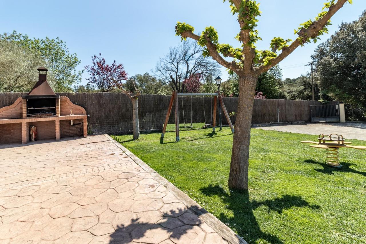Buganto Amplia Casa Con Piscina Y Jardin Casa vacanze